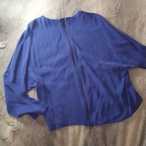 🍄3/$20🍄Electric Blue Crepe Blouse with Zip up back